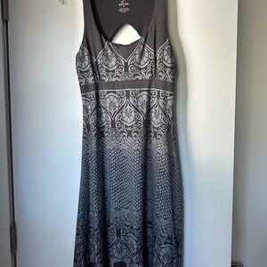 Prana dress open back shelf bra